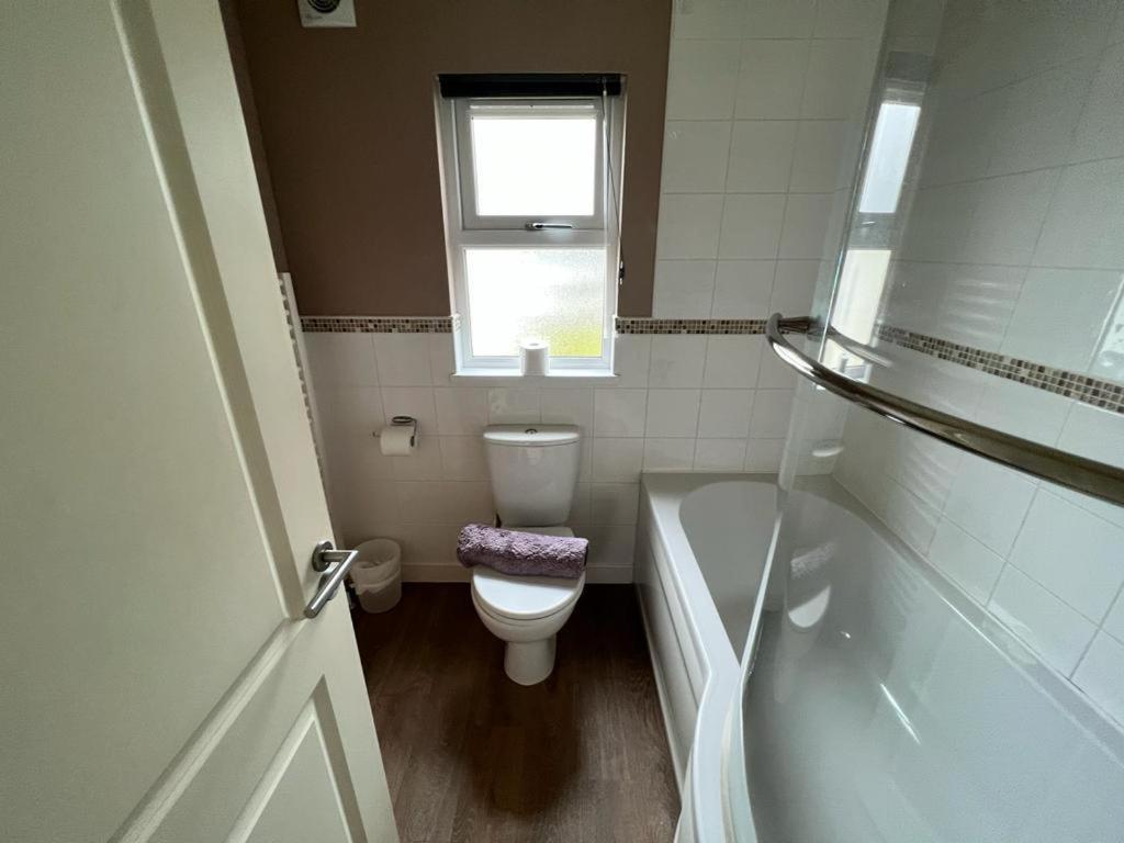 Waterfall Retreat Poole Luaran gambar